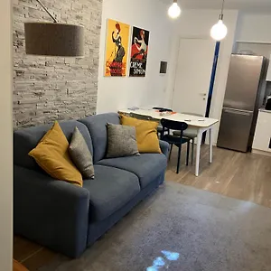 Spazio M&m Cellini 3 Milan