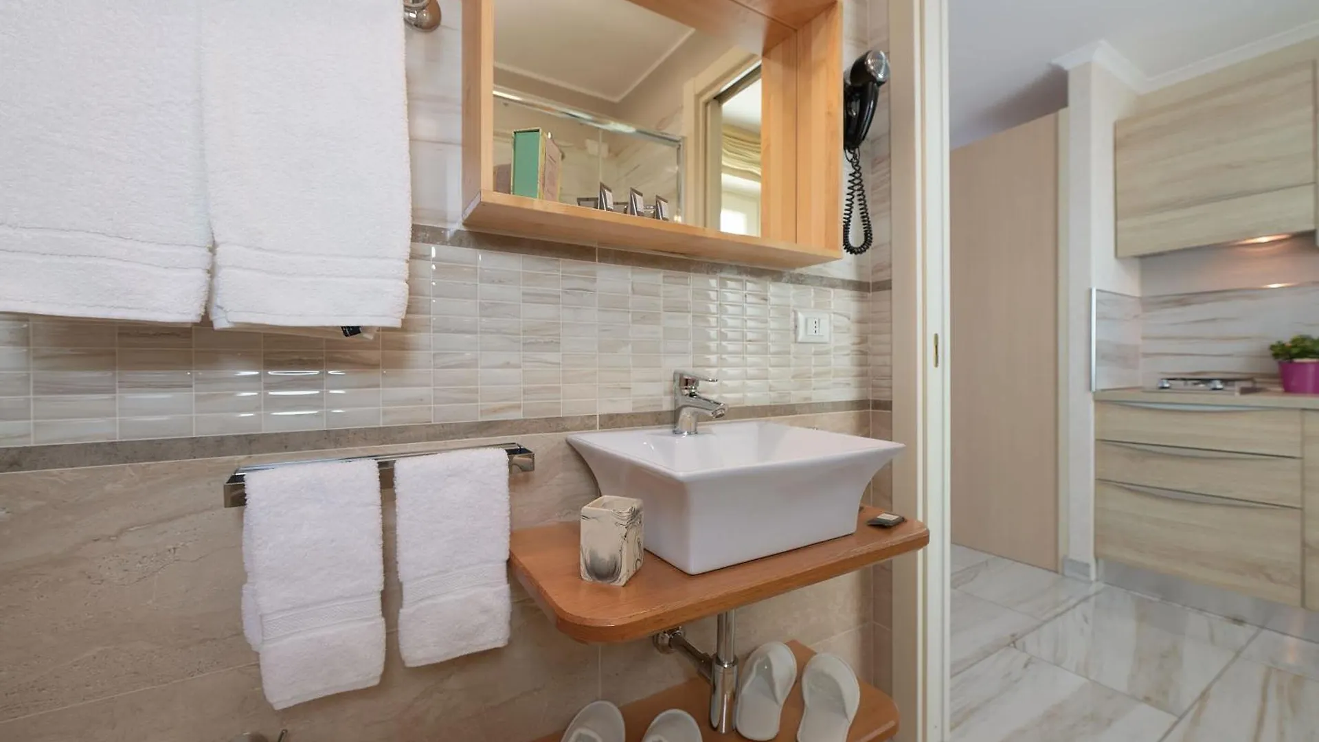 Rome Airport Inn Fiumicino Guest house